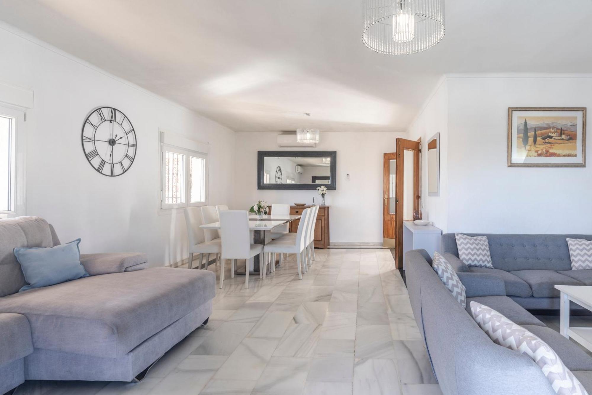 Beautiful 5 Bedroom Villa, Sea Views, Private Pool, Estepona Newly Refurbished Ngoại thất bức ảnh